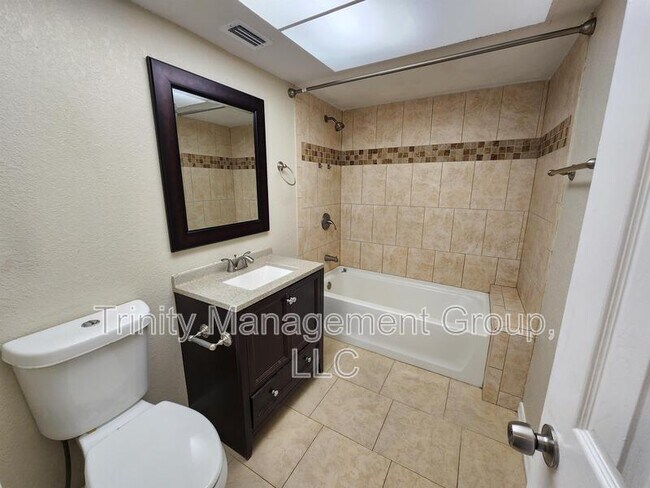 Building Photo - 3547 Cheswick Dr