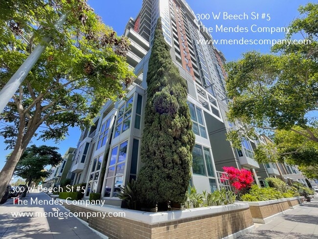 Building Photo - 300 W Beech St