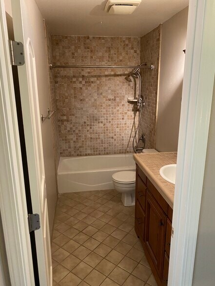 Building Photo - 1445 1st St