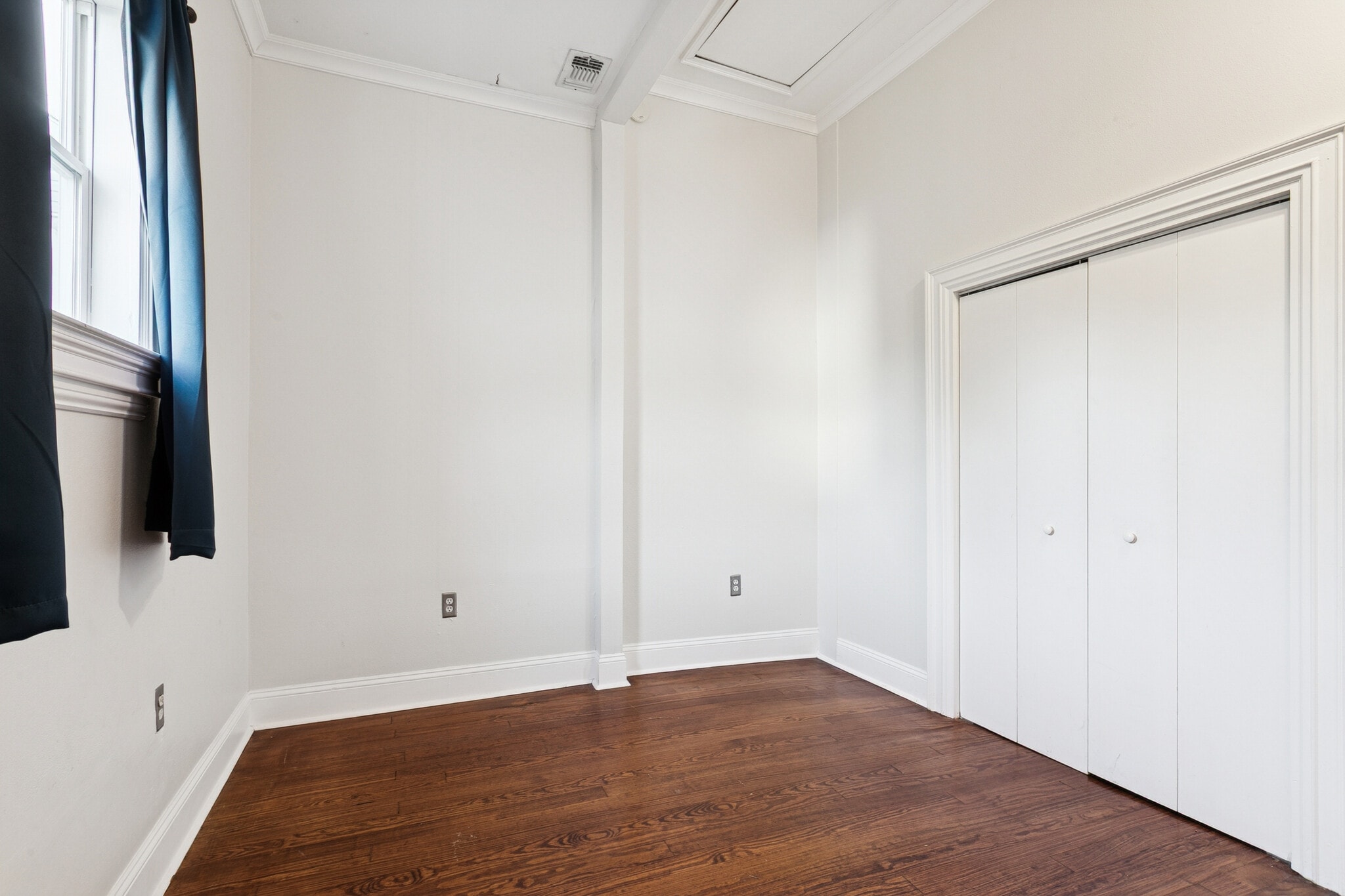 Building Photo - 2622 Annunciation St