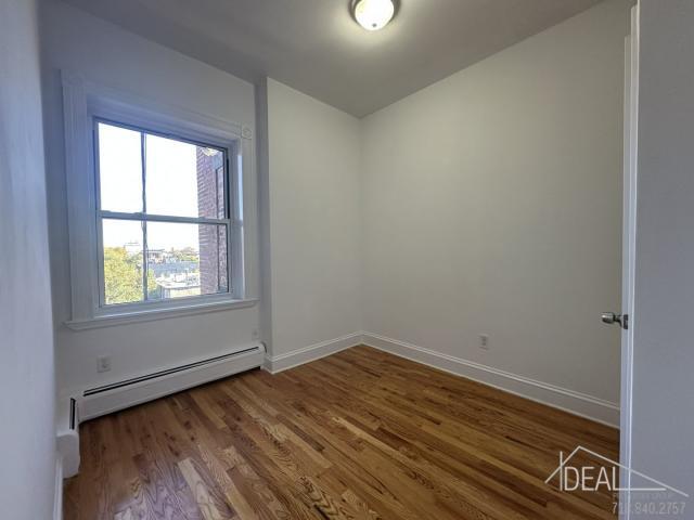 Building Photo - 2 bedroom in brooklyn NY 11238