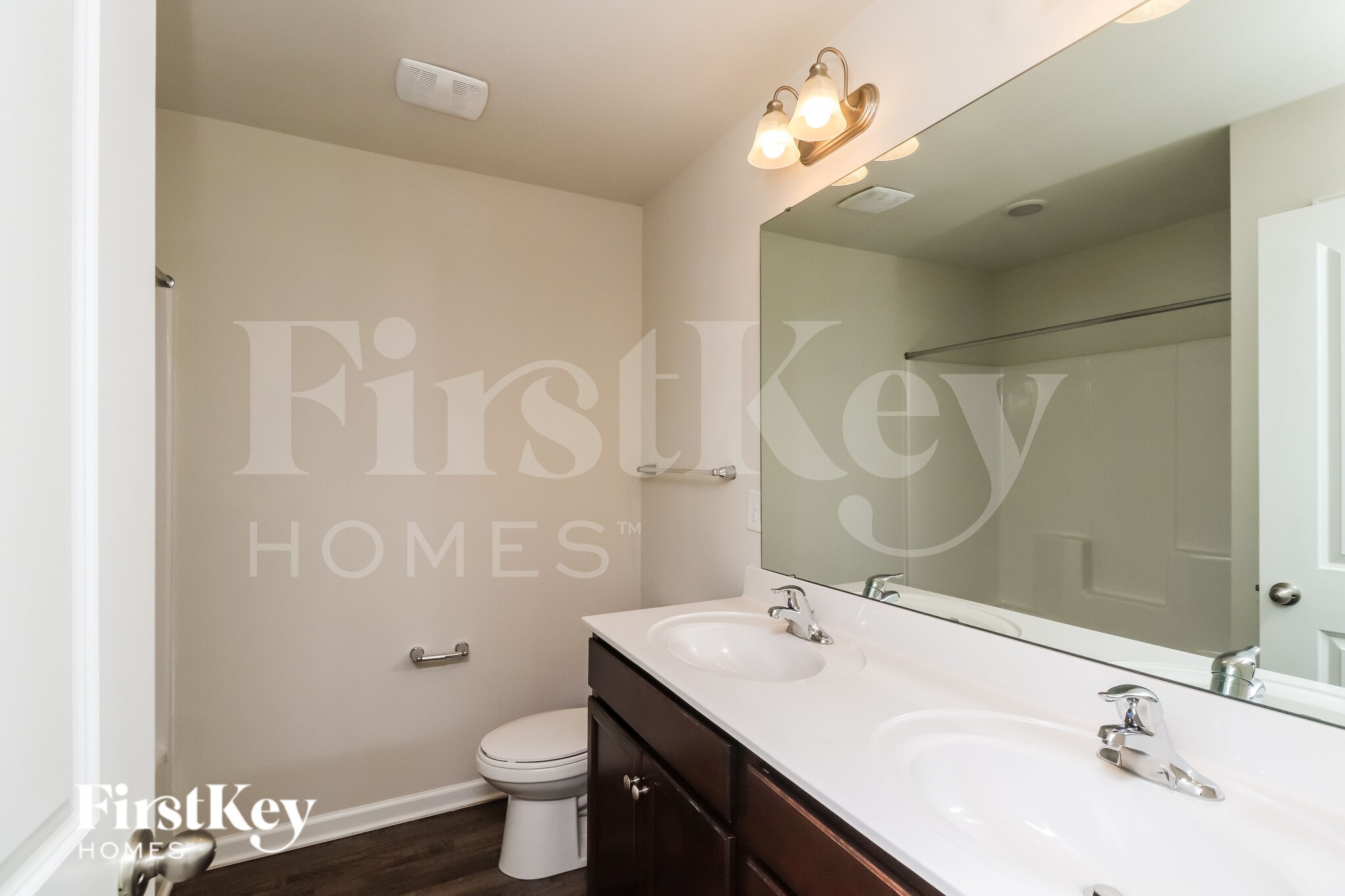 Building Photo - 2046 Cypress Village Dr NW