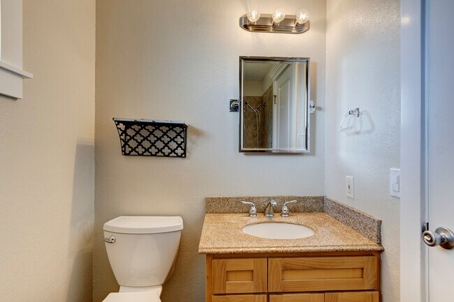 Building Photo - 1246 Noel Greene Dr