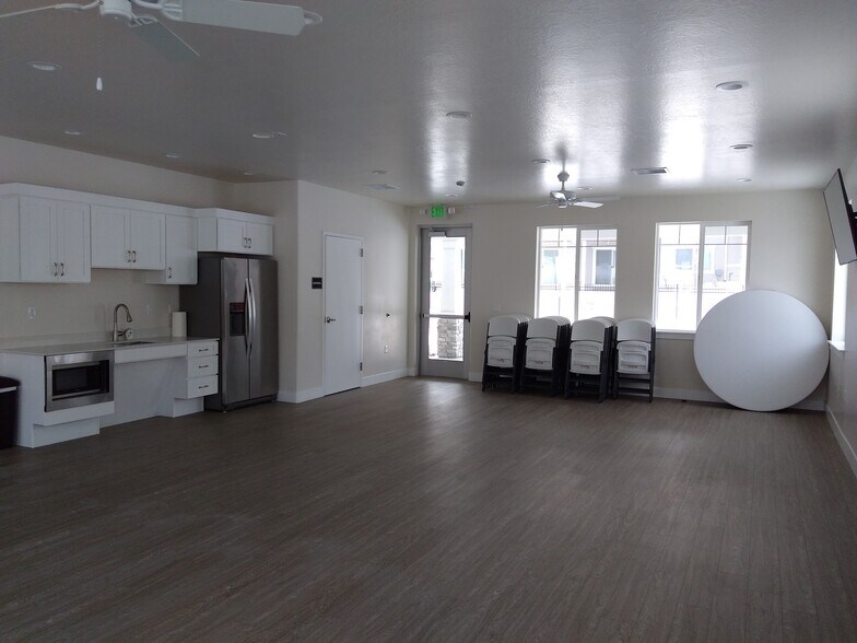 Building Photo - 14576 S Quiet Shade Drive