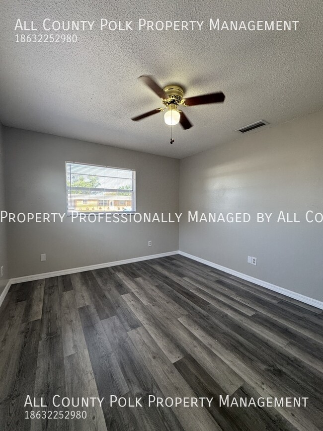 Building Photo - 422 Ellerbe Way