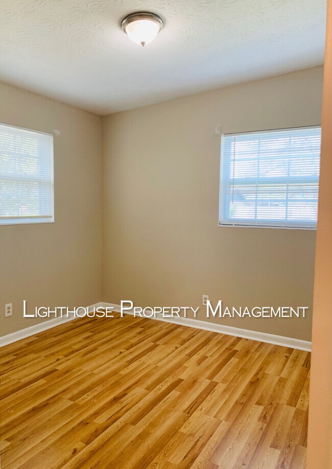 Building Photo - Beautifully Remodeled 3-Bedroom Home in Desirable Arlington!