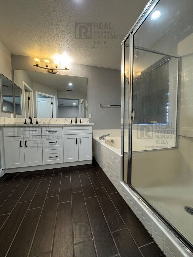 Building Photo - 23694 Canyon Heights Dr