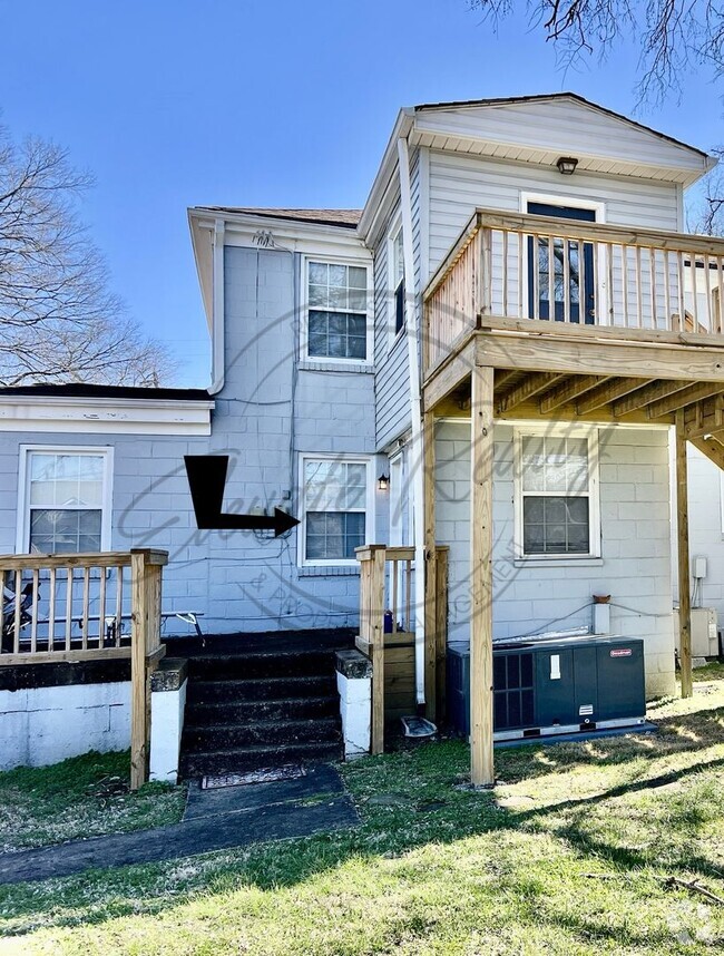 Building Photo - HOT LISTING in Edgehill Neighborhood! TWO ...