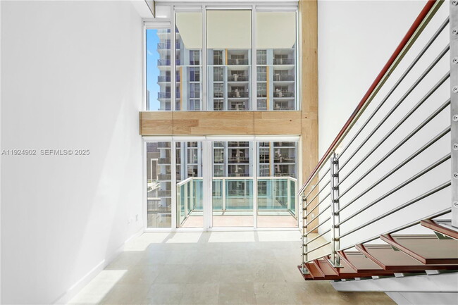 Building Photo - 41 SE 5th St