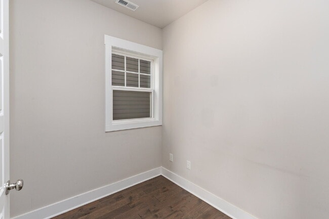 Building Photo - Charming 3-Bed Home with Spacious Layout in Wendell Falls