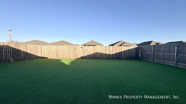 Building Photo - 2516 N Ave O