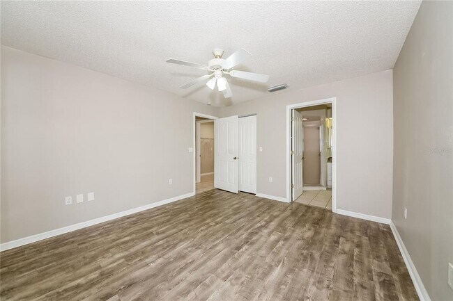 Building Photo - 7527 42nd Ct E
