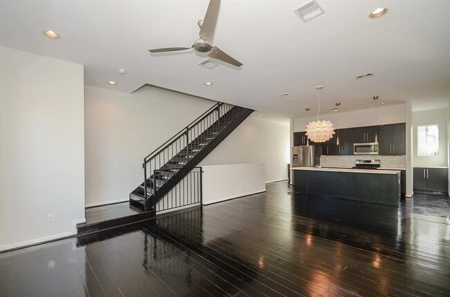 Building Photo - 1522 Blodgett St