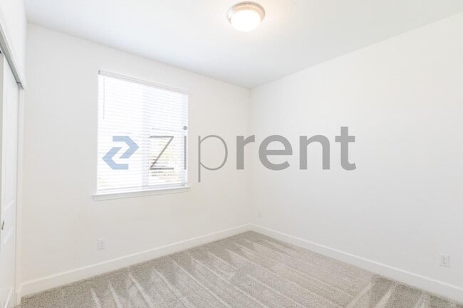 Building Photo - 6193 Oberlander Dr