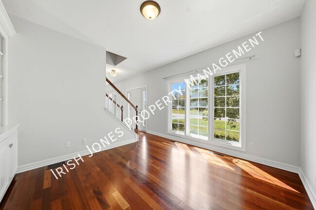 Building Photo - 109 Ashwood Ln