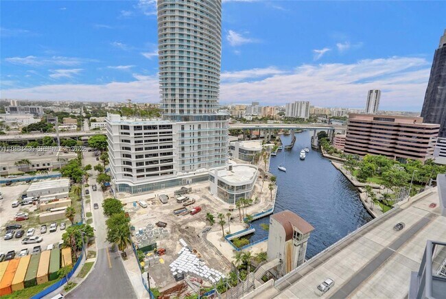 Building Photo - 185 SW 7th St