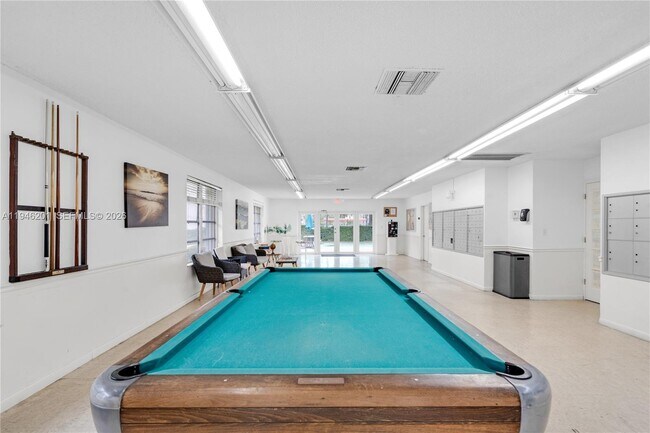 Building Photo - 4502 N Federal Hwy