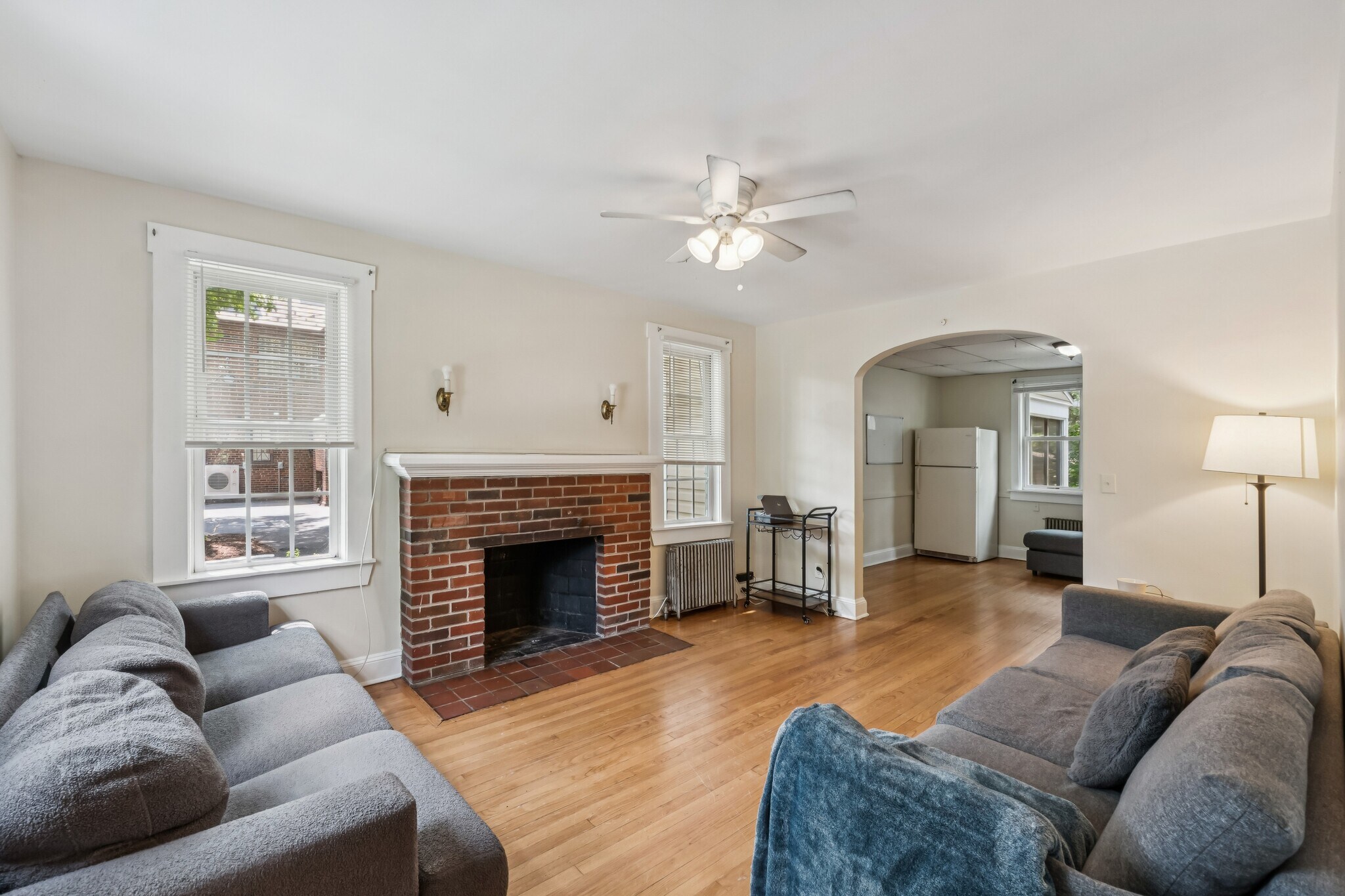 Building Photo - 7504 Hopkins Ave