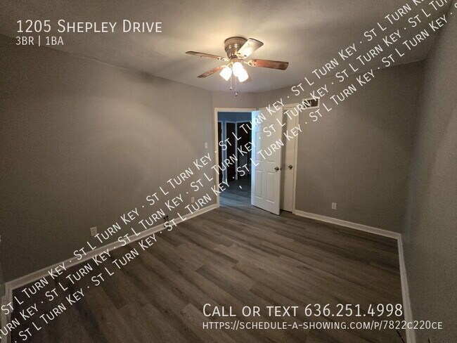 Building Photo - 1205 Shepley Dr