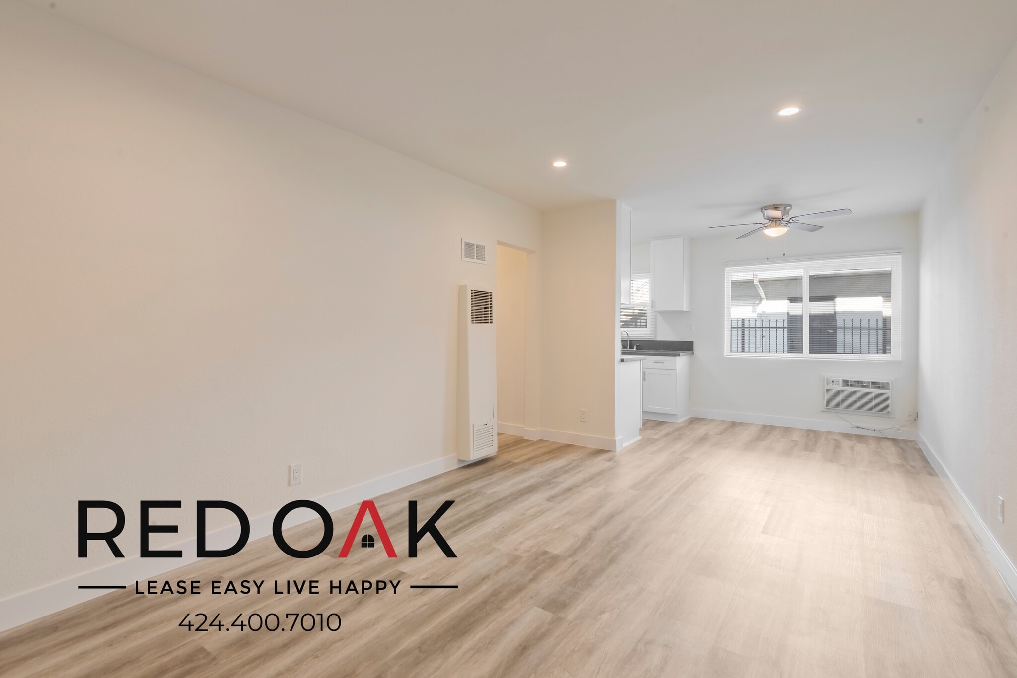 Building Photo - 14766 Delano St