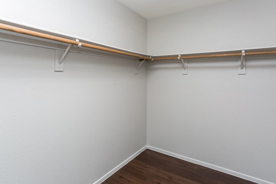 Building Photo - 8417 Warthen Meadows St