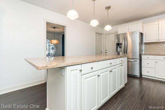 Building Photo - 509 Walbridge Dr