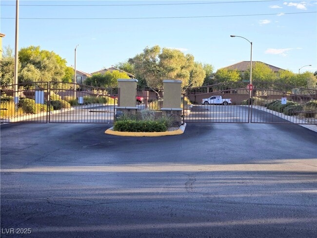 Building Photo - 10855 Casco Bay St