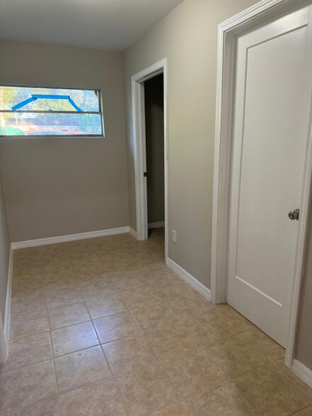 Building Photo - 197 Dairy Rd