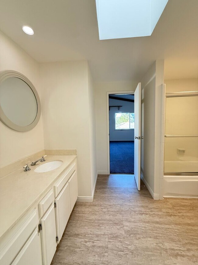 Building Photo - EXECUTIVE ENTERTAINER'S DREAM IN MISSION VIEJO!