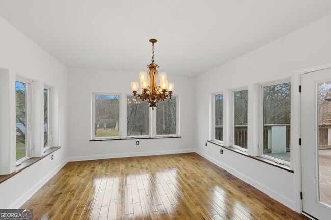 Building Photo - 1776 Old Country Pl