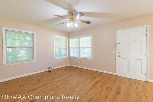 Building Photo - 2 br, 1 bath House - 2005 Cherokee Drive