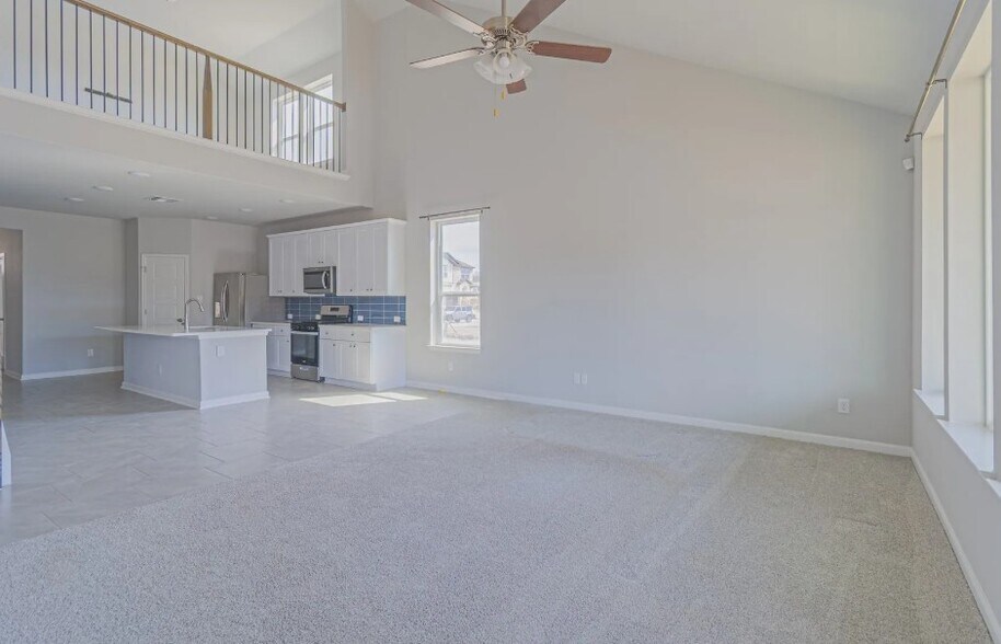 Building Photo - 2511 Seabream Dr
