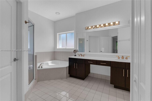 Building Photo - 11012 NW 59th St