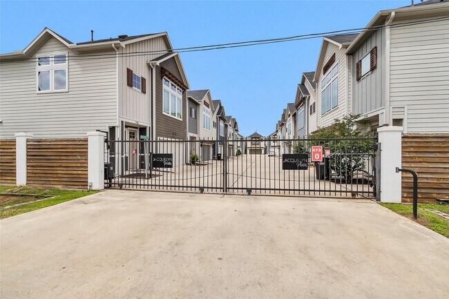 Building Photo - 7707 Nasser Ln