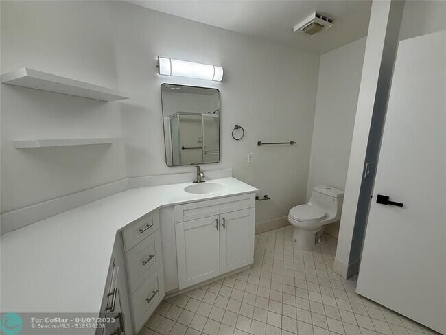 Building Photo - 5145 Brisata Cir