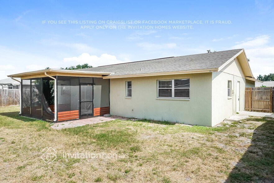 Building Photo - 2801 20th Ave Dr W