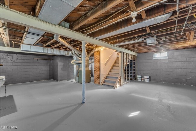 Building Photo - 17106 Holly Hill Dr