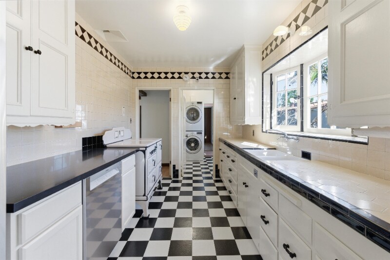 Building Photo - 2811 Bright Ln