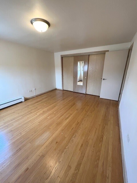 Building Photo - 6744 W Diversey Ave