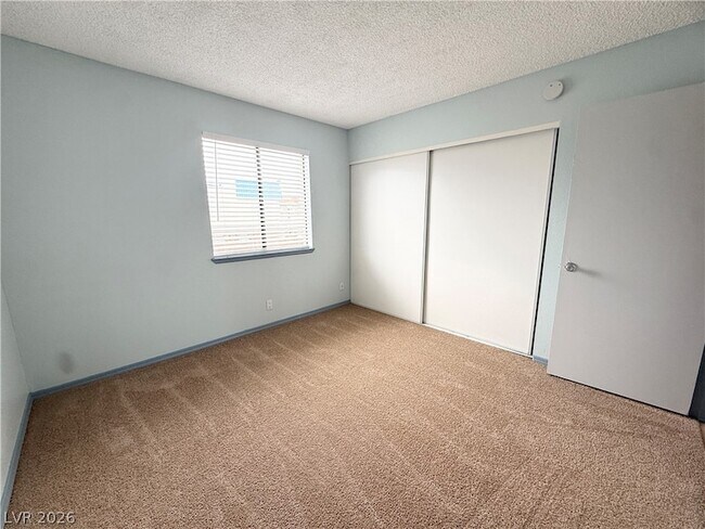 Building Photo - 3720 Snorkel Cir