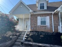 Building Photo - 2119 Silverbrook Dr