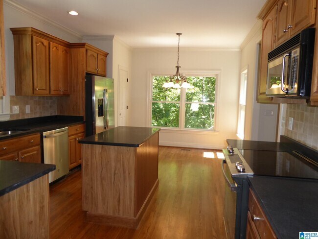 Building Photo - 1040 Cole Cir