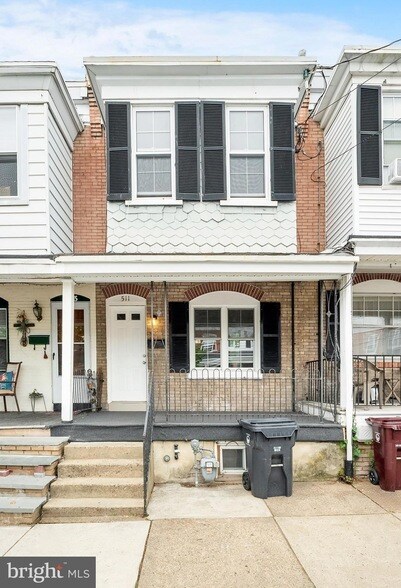 Primary Photo - 511 S Harrison St
