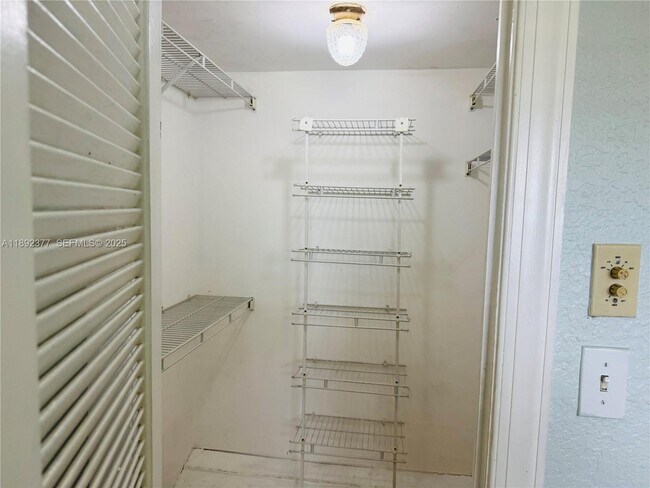 Building Photo - 8110 Sunrise Lakes Blvd