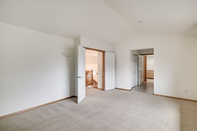 Building Photo - For Rent | $4,000/mo | Stunning 4-Bedroom ...