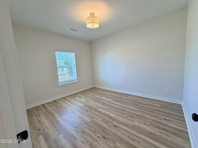 Building Photo - 2315 Discovery Loop