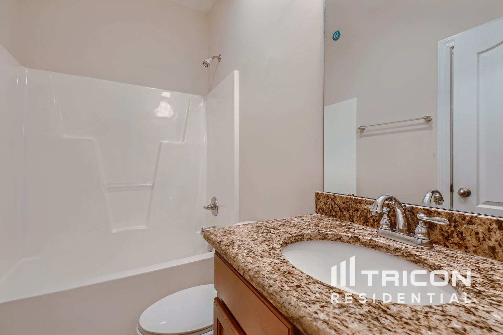 Building Photo - 428 Castlebury Ct