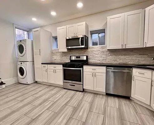 Building Photo - 2 bedroom in BRONX NY 10463