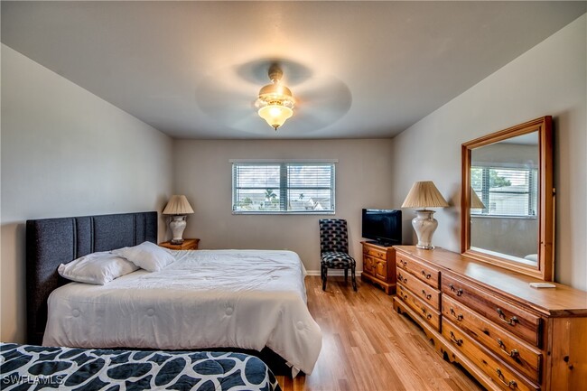 Building Photo - 8741 Lueck Ln