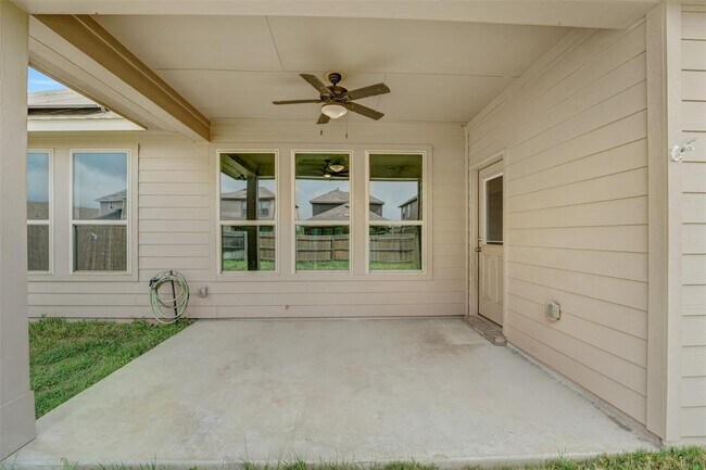 Building Photo - 6709 Golden Bough Ln